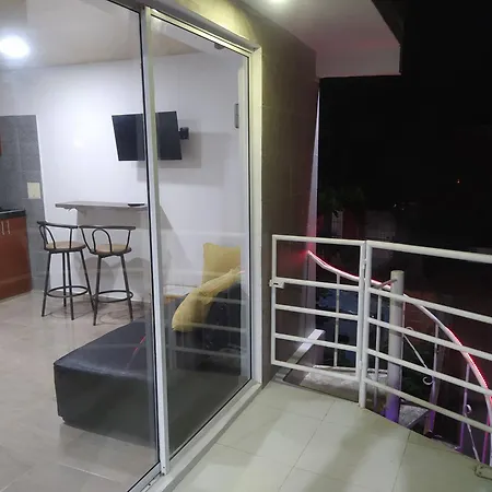 Cerca De La Playa 201